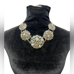 Chunky rhinestones green cream beaded statement necklace silver tone 22”